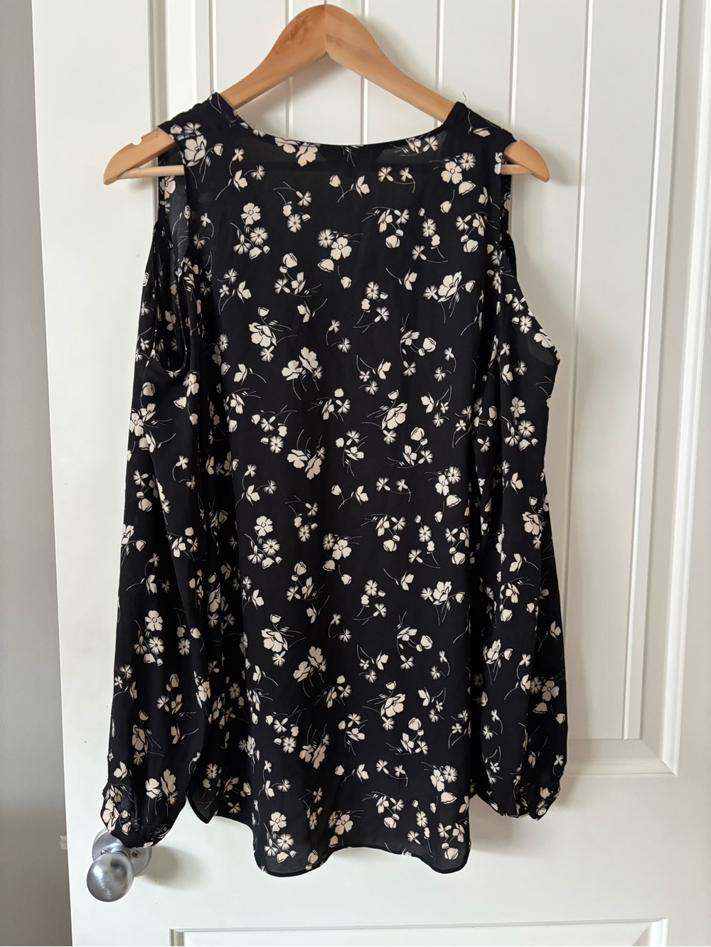 Lauren Ralph Lauren Floral Cold Shoulder Blouse Black Cream XL - Picture 5 of 6